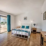 Libertos V4 - Vip By Interhome فيلة