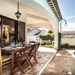 Libertos V4 - Vip By Interhome Willa *